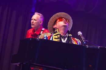 BITCH IS BACK live im Schön und Frölich